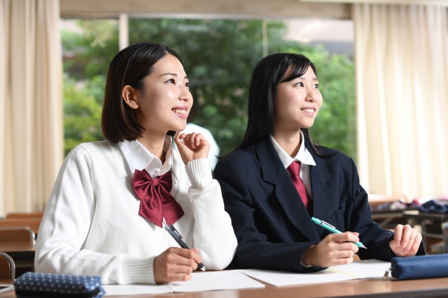 NHK受信料の全額免除に高校・大学は含まれる?