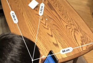iPhone「計測」の身長の測り方は相手の真後ろに立つ