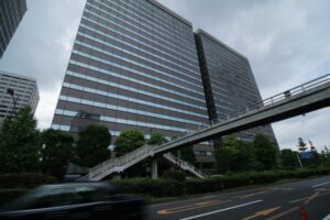 公安調査庁と公安警察の違いは強制捜査や逮捕をするか