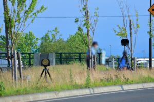 新型オービスは速度測定にレーザーとレーダーが存在