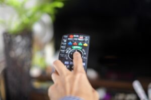 NHKと契約拒否の「イラネッチケー」ってなんだ？