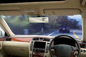 ミラー型レーダー探知機にもレーザー対応モデル