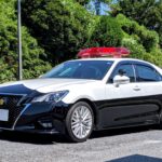 交通機動隊のパトカーを見分ける方法は赤色灯の下の白い箱