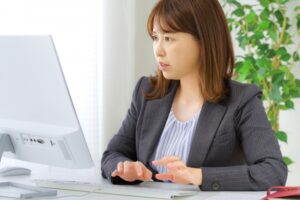 キーロガーでパソコンのパスワードが覗き見される