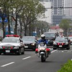 SPはスーツ着用であえてボタンを外しておく理由