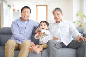 NHK受信料が半額になる「家族割引」の利用方法