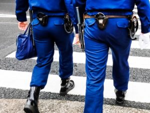 職務質問でマイナスドライバーはNGでプラスはOK？