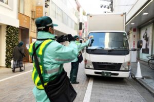 駐禁は緑のおじさんがステッカーを貼る前ならセーフ